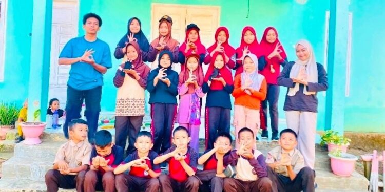 Semangat Bagi Skill, Penegak Ambalan Tomau Ikhtiar Cetak Penggalang Tangguh di SD Negeri 252 Massila
