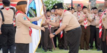 Kak Khofifah Lepas 1.537 Peserta Kontingen Jatim ke Jamnas XII 2026: Jaga Karakter, Integritas, dan Semangat Membangun NKRI