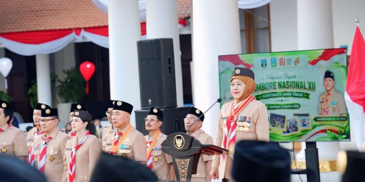 Kak Khofifah Lepas 1.537 Peserta Kontingen Jatim ke Jamnas XII 2026: Jaga Karakter, Integritas, dan Semangat Membangun NKRI