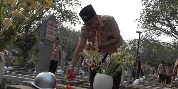 Menjelang Hari Pramuka ke-65, Kwarnas Gelar Ziarah ke Taman Makam Pahlawan