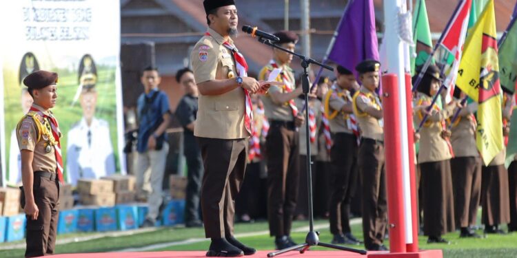 Jejak Penggalang, Langkah Penegak: Utusan Kwarran Patimpeng Hadir dalam Perkemahan dan Upacara Hari Pramuka ke-65 Tingkat Sulsel