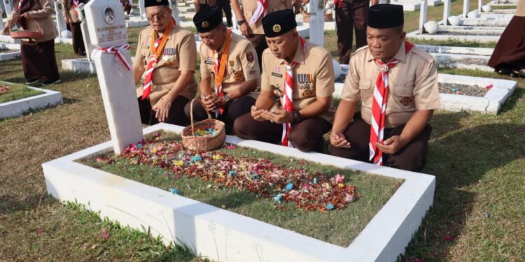 Kwarda Kepri Ziarah ke TMP Pusara Bakti, Kenang Jasa Para Pahlawan