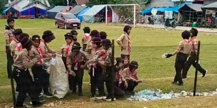 Pramuka Bergerak, Lingkungan Bersih: Semangat Pramuka Penggalang dan Saka Tarunabumi dalam Bulan Bakti Pramuka