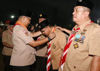 Bupati Banyumas Sadewo Tri Lastiono Terima Lencana Melati di Hari Pramuka ke-65