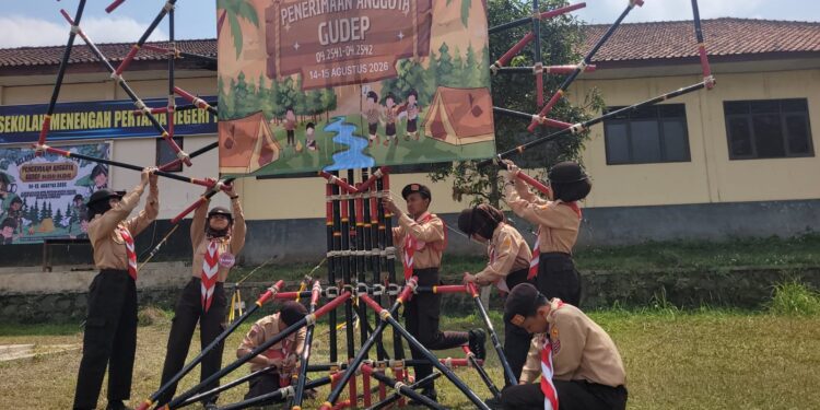 256 Penggalang Baru SMPN 1 Baturraden Digembleng di Perkemahan Jumat Sabtu