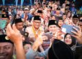 Erick Thohir Terima Ulos Sumatera Utara, Simbol Kehormatan dan Persaudaraan