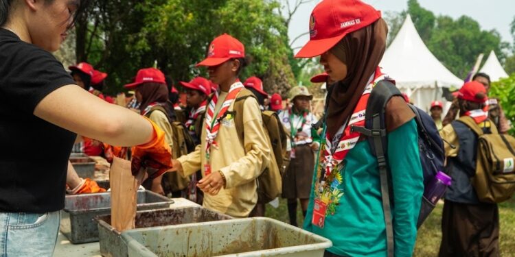 Membatik, Pramuka Jamnas XII Belajar Melestarikan Warisan Budaya Indonesia