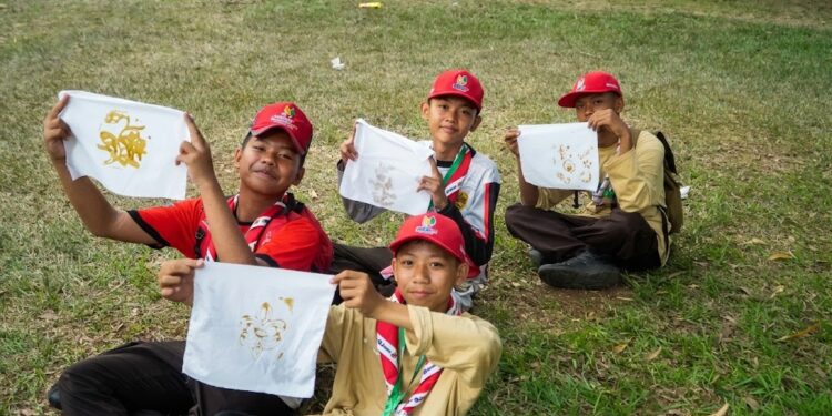 Membatik, Pramuka Jamnas XII Belajar Melestarikan Warisan Budaya Indonesia