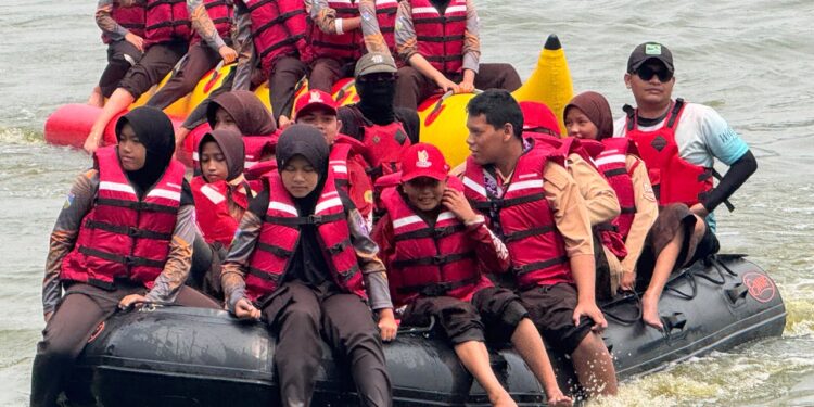 Cerita Peserta Jamnas Asal Sumbawa: Harus Coba, Pramuka Seseru Itu!