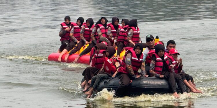 Cerita Peserta Jamnas Asal Sumbawa: Harus Coba, Pramuka Seseru Itu!