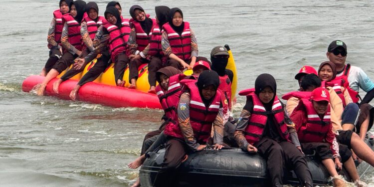 Cerita Peserta Jamnas Asal Sumbawa: Harus Coba, Pramuka Seseru Itu!