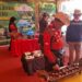 Peserta Mencoba Permainan Tradisional Congklak di Jamnas XII