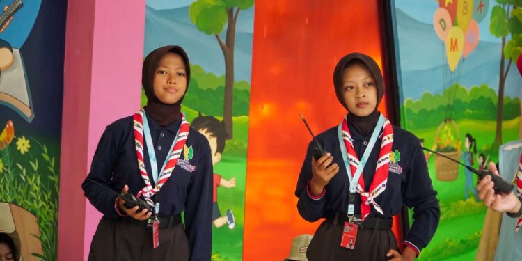 Asyiknya Belajar Komunikasi Radio di Jamnas XII 2026