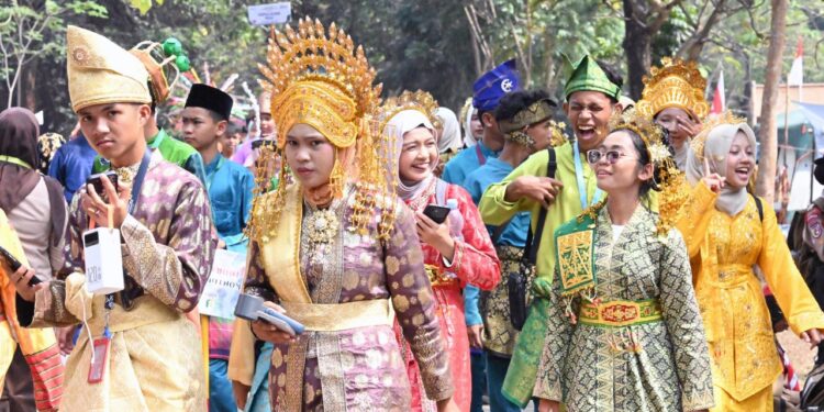 Karnaval Budaya Jamnas XII Pecah! 35 Kwarda hingga 7 Negara Tampil Bawa Budaya