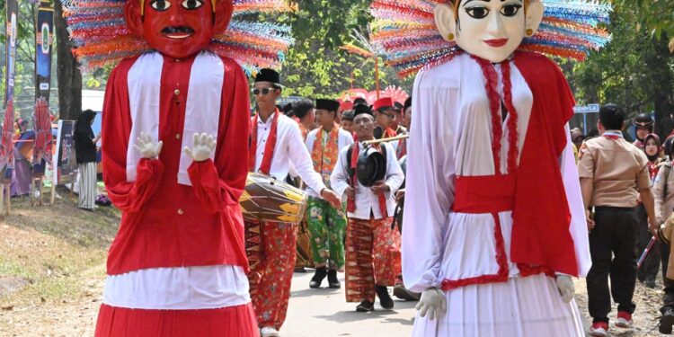 Karnaval Budaya Jamnas XII Pecah! 35 Kwarda hingga 7 Negara Tampil Bawa Budaya