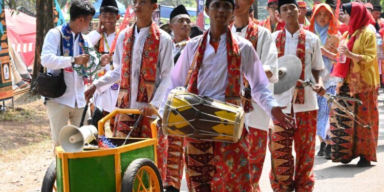 Karnaval Budaya Jamnas XII Pecah! 35 Kwarda hingga 7 Negara Tampil Bawa Budaya