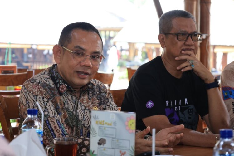 H. Dharma Setiawan Silaturahmi ke Kontingen Kwarda Kepri di Jambore Nasional 2026