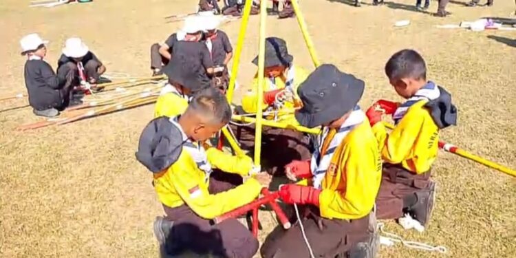 Bukan Sekadar Merangkai Tali, Pramuka Penggalang SD Inpres 3/77 Masago Bangun Karakter Lewat Pionering