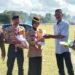 Bulan Bakti Pramuka, Pramuka Berkarya untuk Swasembada Pangan: Saka Tarunabumi Patimpeng Berbagi Saprodi ke Madrasah