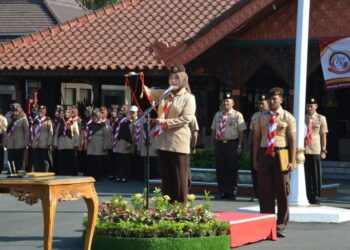 Estafet Tunas Kelapa Resmi Dilepas Oleh Kakak Annisa Fabriana Selaku Ketua Harian Mabicab Cilacap
