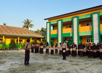 60 Pramuka Siaga Gudep MTsN 2 Lembata Resmi Naik Golongan Menjadi Penggalang