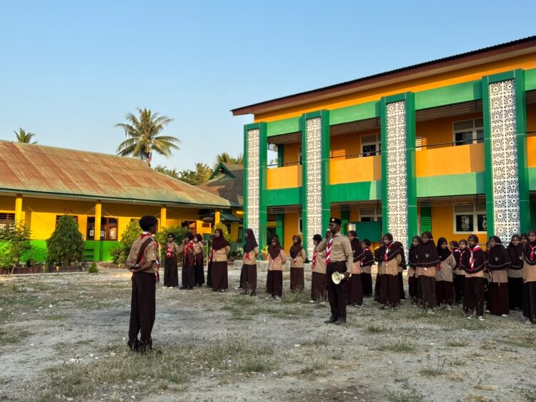 60 Pramuka Siaga Gudep MTsN 2 Lembata Resmi Naik Golongan Menjadi Penggalang