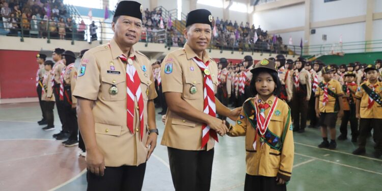 Teguhkan Karakter Generasi Muda Teladan, Kwarcab Tulungagung Kukuhkan 568 Pramuka Garuda