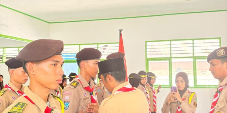 Nahkoda Baru Ambalan Pattolo Lipu & Ambalan Andi Depu Pangkalan UPTD SMAN 1 Karossa
