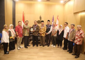 Kwarnas Terima Audiensi Yayasan Pesantren Islam Al Azhar