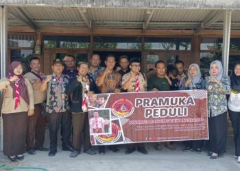 Kwartir Ranting Tawangharjo Serahkan Bantuan untuk Korban Kebakaran