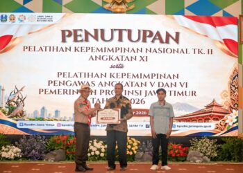 Kwarda Pramuka Jatim Salurkan Bantuan Rp 467 Juta untuk Korban Gempa di NTT