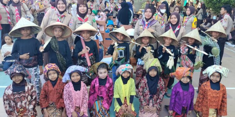 Pramuka Siaga Sd Inpres 12/79 Hulo Tampil Inspiratif Dalam Karnaval Pesta Siaga, Usung Pesan Ketahanan Pangan.