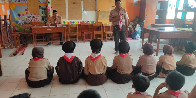 Tumbuhkan Kepedulian Sosial, Brigade Penolong Kwartir Cabang Pasuruan Gelar Bakti Sosial Wirakarya