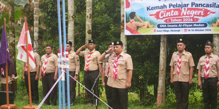 Ketua Kwarcab Gerakan Pramuka Kota Medan Buka Kemah Pelajar Pancasila Cintai Negeri SMA Al Fityan School Medan