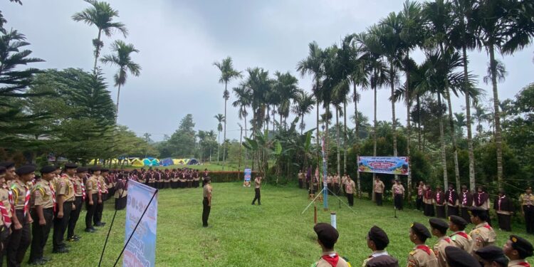 Ketua Kwarcab Gerakan Pramuka Kota Medan Buka Kemah Pelajar Pancasila Cintai Negeri SMA Al Fityan School Medan