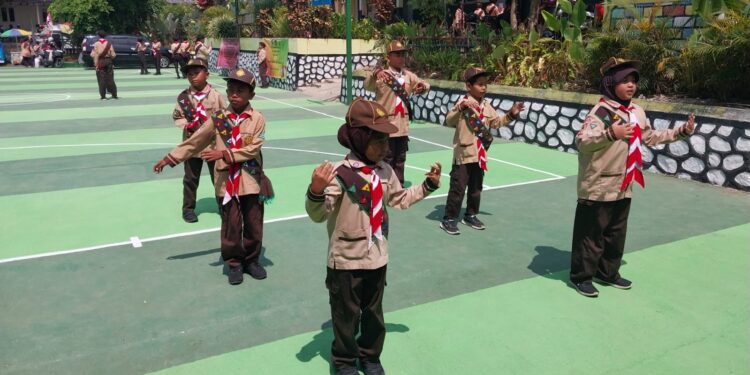 564 Pramuka Siaga dan Penggalang Kwarran Baturraden Ikuti Penilaian Pencapaian Pramuka Garuda