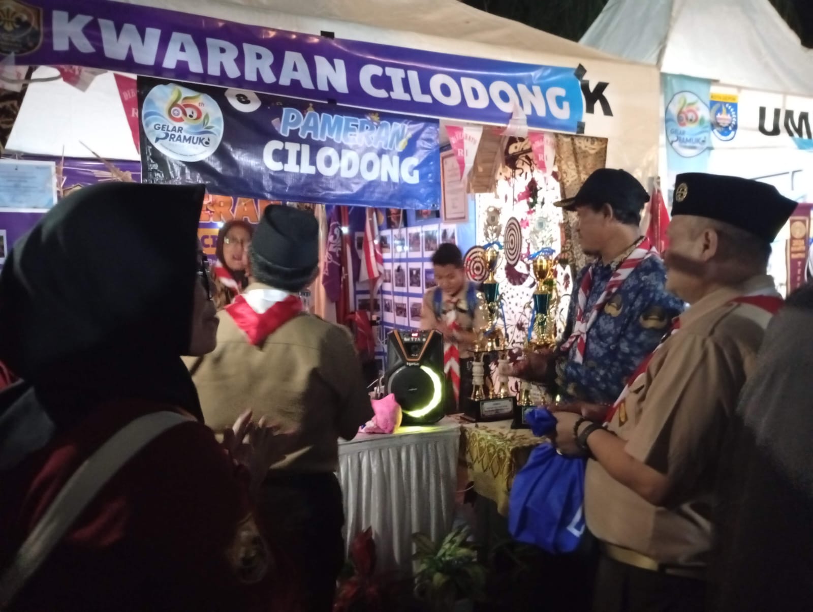Pererat Kebersamaan dan Semarakkan Hari Pramuka ke-65, Ketua Kwarcab Kota Depok Kunjungi Stan Kwarran Cilodong