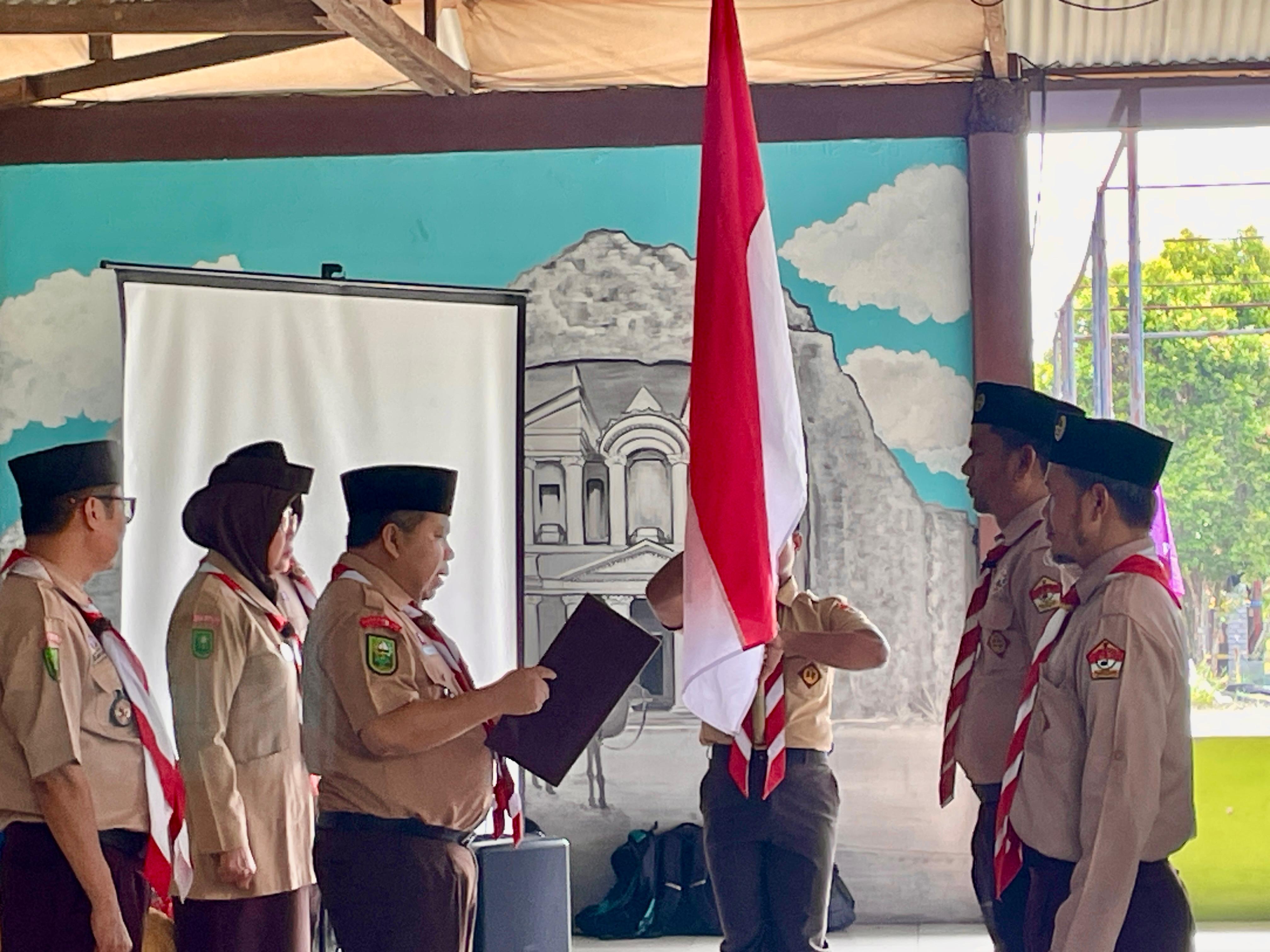 KETUA KWARDA RIAU LANTIK PENGURUS PINSAKODA PRAMUKA JSIT DAERAH RIAU DI WISATA RAINATA